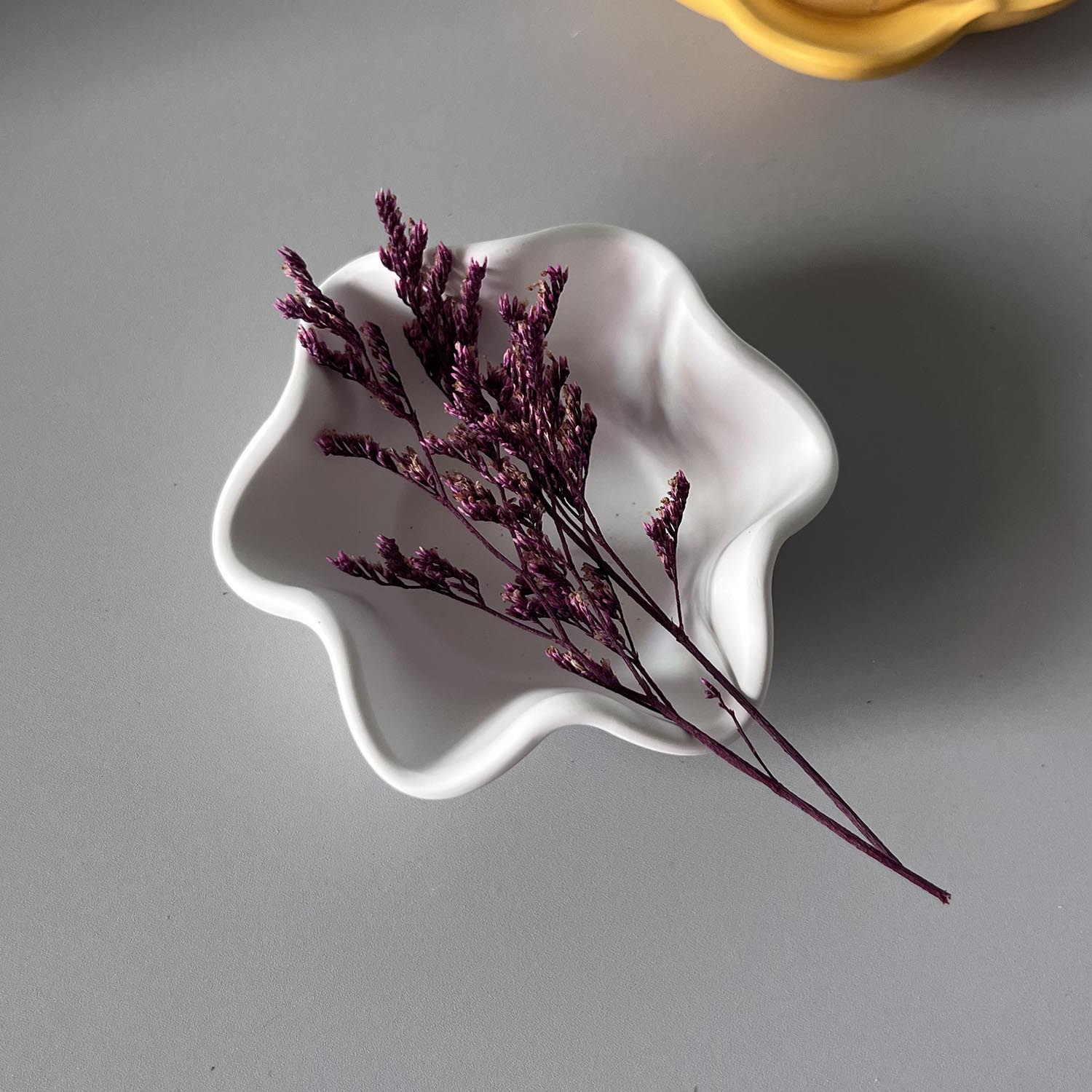 Creative Curved Edge Candle Bo - Potsticker Mold review and price